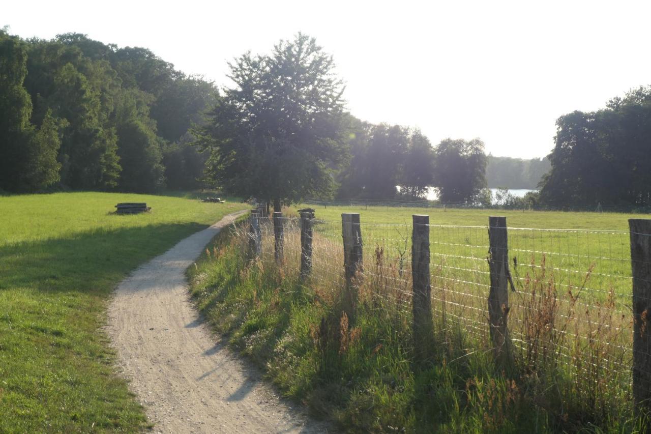 Ferienzimmer Suhrer Seeblick Plön Buitenkant foto